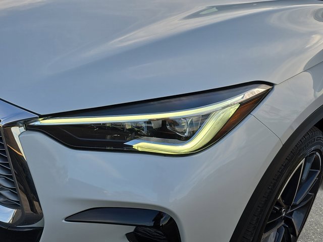 Certified 2025 INFINITI QX55 Essential image 30