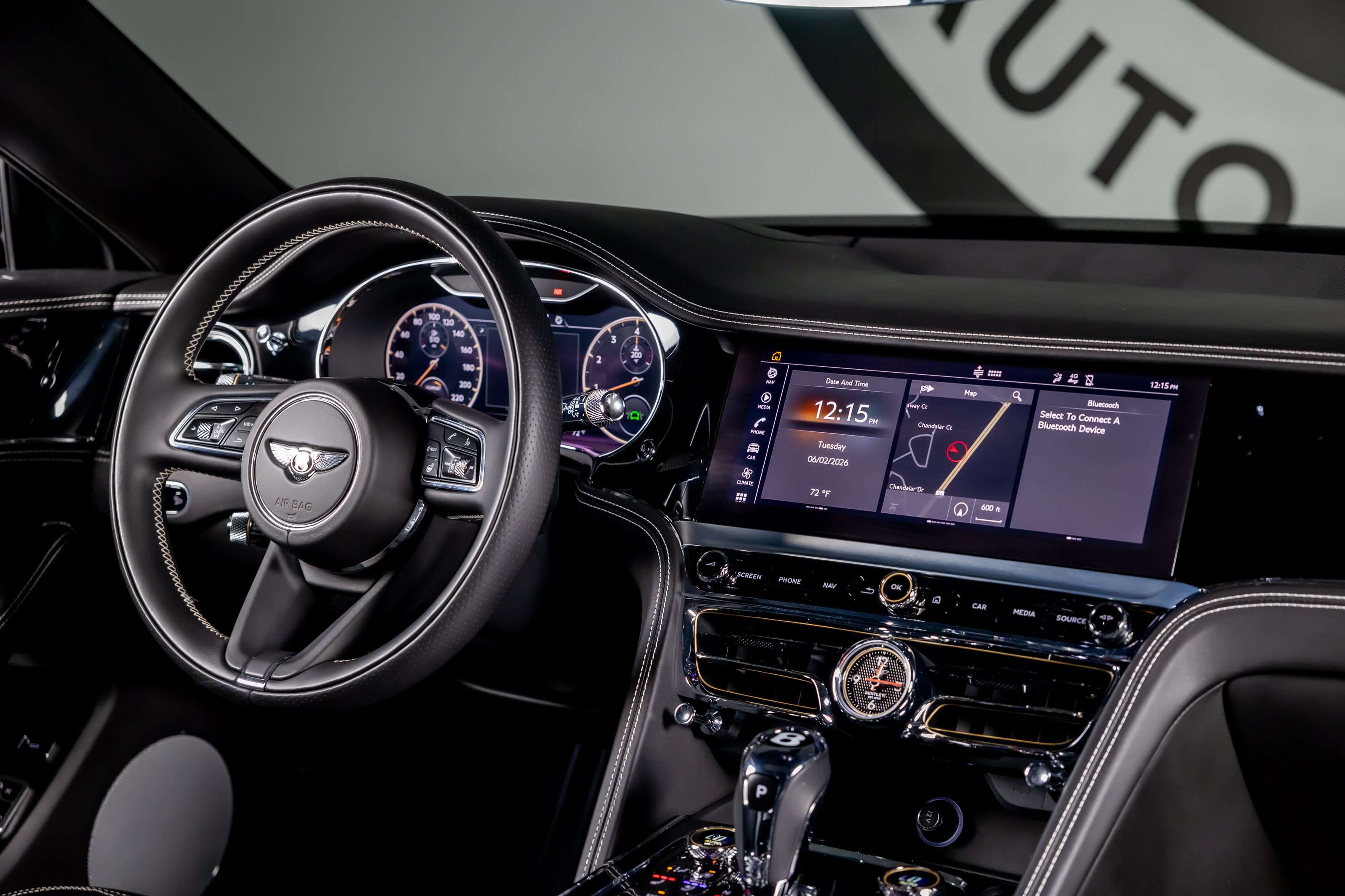 Used 2022 Bentley Flying Spur V8 AWD/4WD image 35