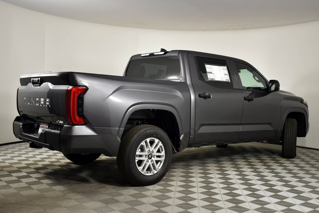 New 2025 Toyota Tundra SR image 4