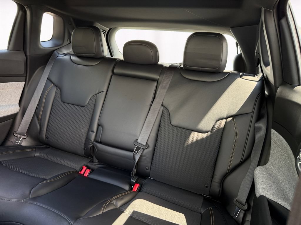 New 2026 Jeep Compass Latitude AWD/4WD image 13