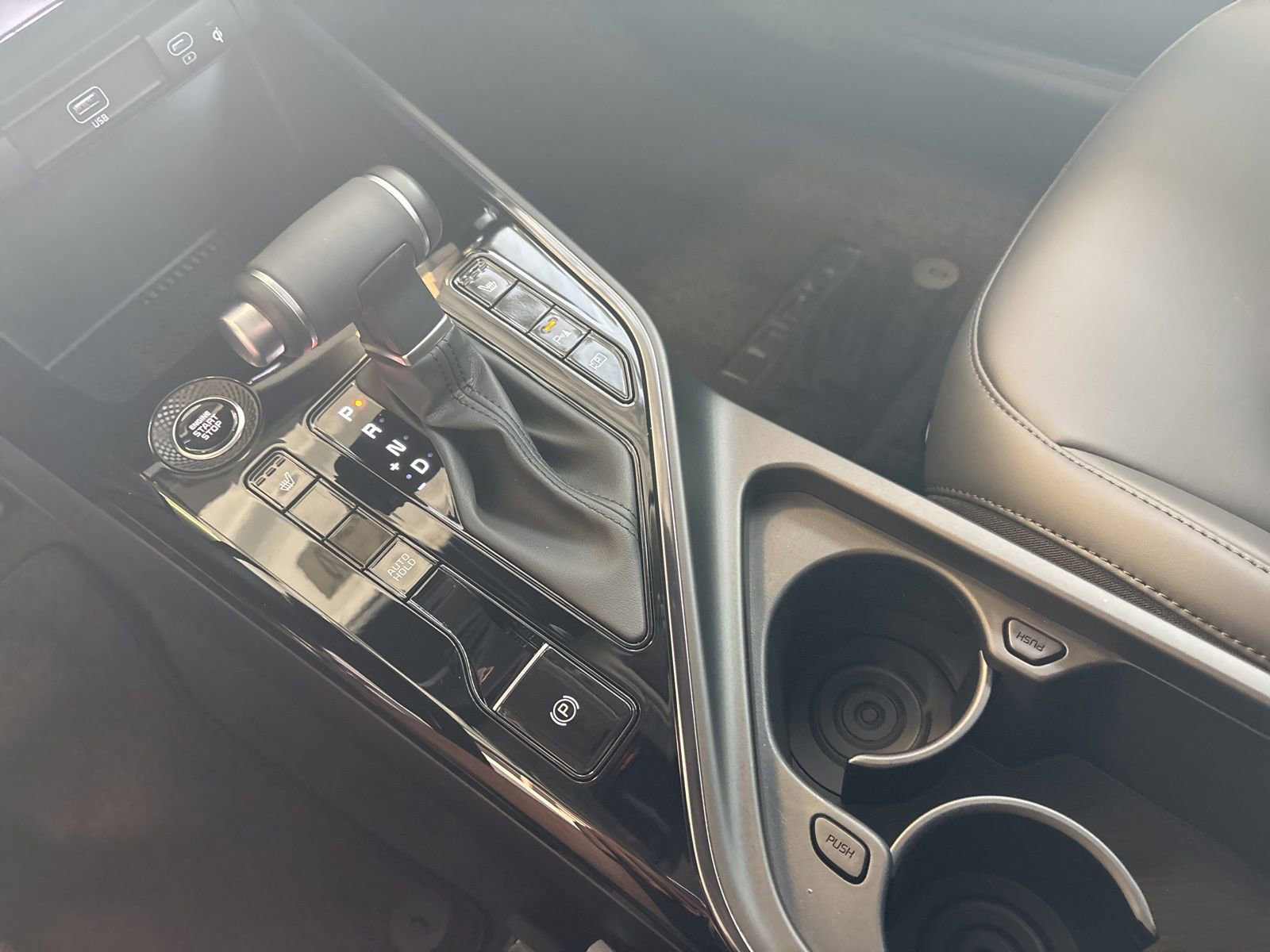 New 2025 Kia Niro EX image 23