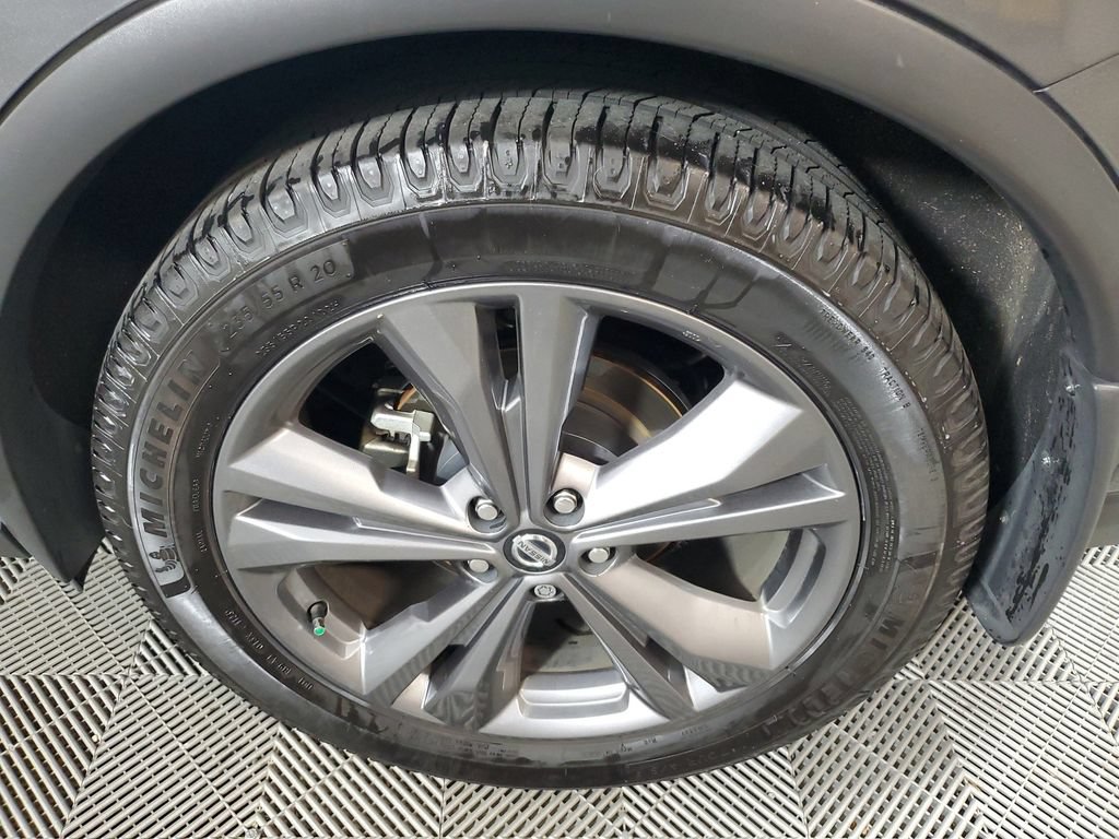Used 2020 Nissan Murano Platinum w/ Cargo Package FWD image 11