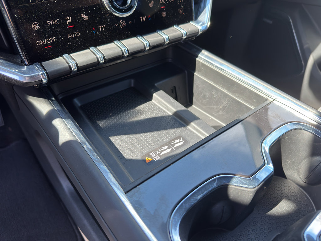 Used 2025 GMC Acadia Elevation image 18