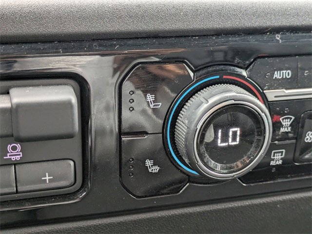 Used 2024 Chevrolet Silverado 2500 LTZ image 21