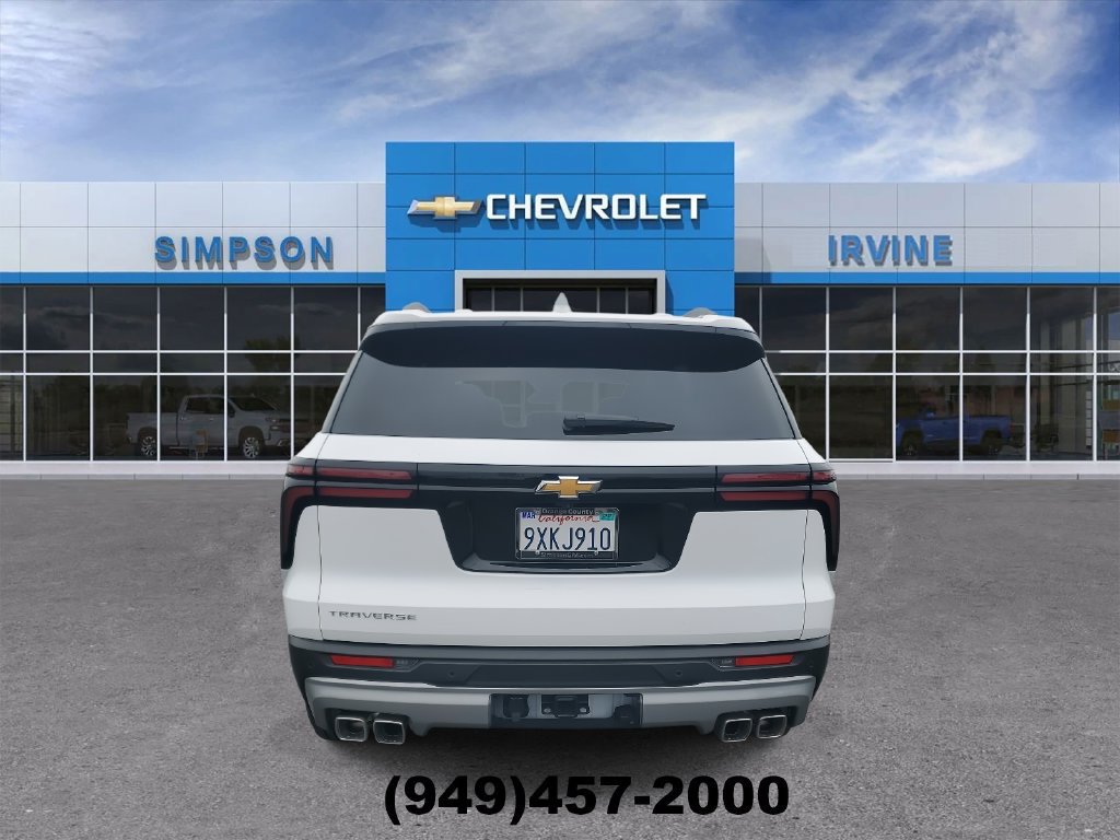 Used 2026 Chevrolet Traverse LT FWD image 7