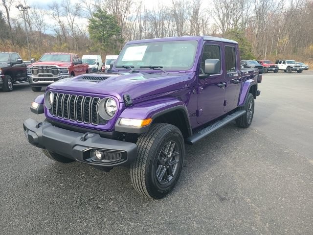 New 2026 Jeep Gladiator Sport AWD/4WD image 1