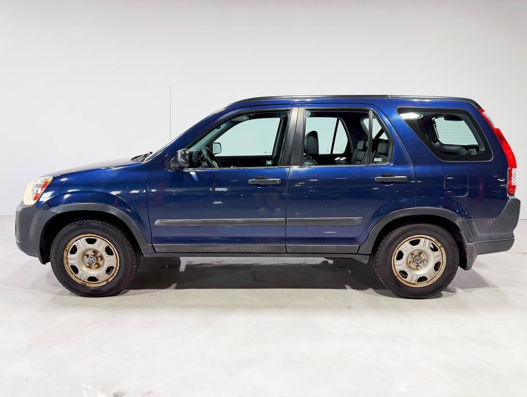 Used 2005 Honda CR-V LX image 4