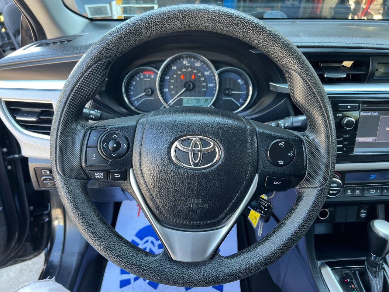 Used 2016 Toyota Corolla image 16