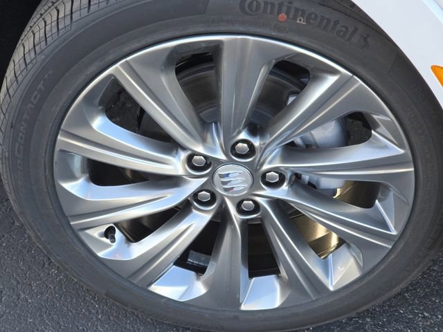 New 2026 Buick Envista Avenir image 19