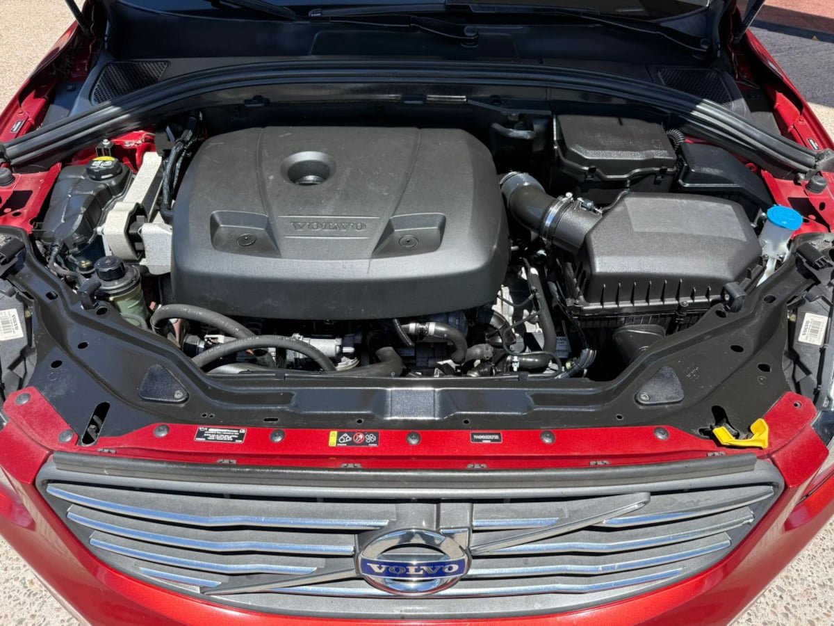 Used 2016 Volvo XC60 T5 Premier FWD image 22