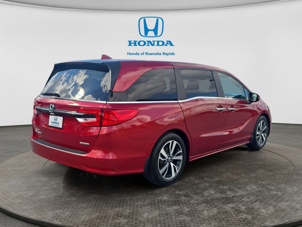 Used 2023 Honda Odyssey Touring image 5