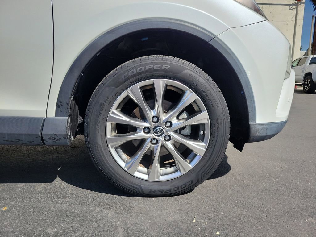 Used 2016 Toyota RAV4 Limited w/ Advanced Technology Package image 6