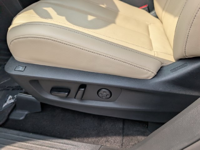 Used 2025 INFINITI QX60 Sensory AWD/4WD image 23