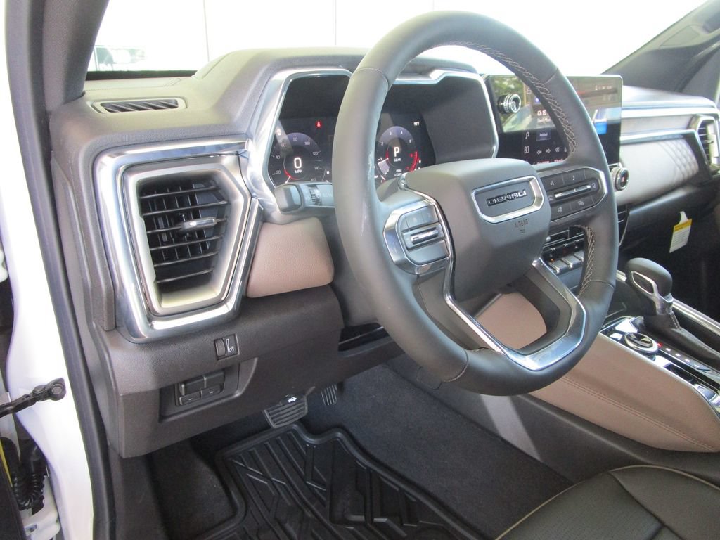 New 2026 GMC Canyon Denali AWD/4WD image 30