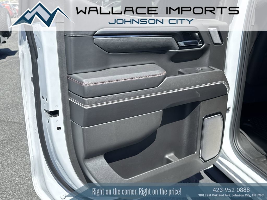 Used 2025 GMC Sierra 1500 AT4X AWD/4WD image 36