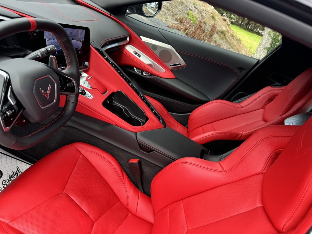 Used 2023 Chevrolet Corvette Stingray Preferred Cpe w/ Z51 Performance Package image 19