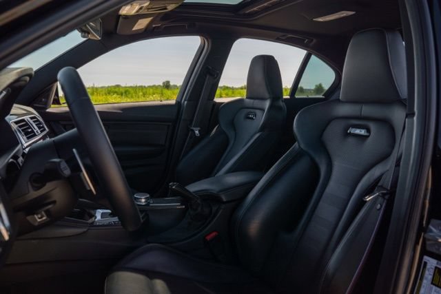 Used 2018 BMW M3 RWD image 14