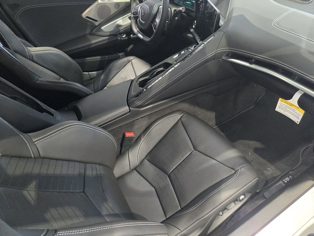 New 2025 Chevrolet Corvette E-Ray image 31