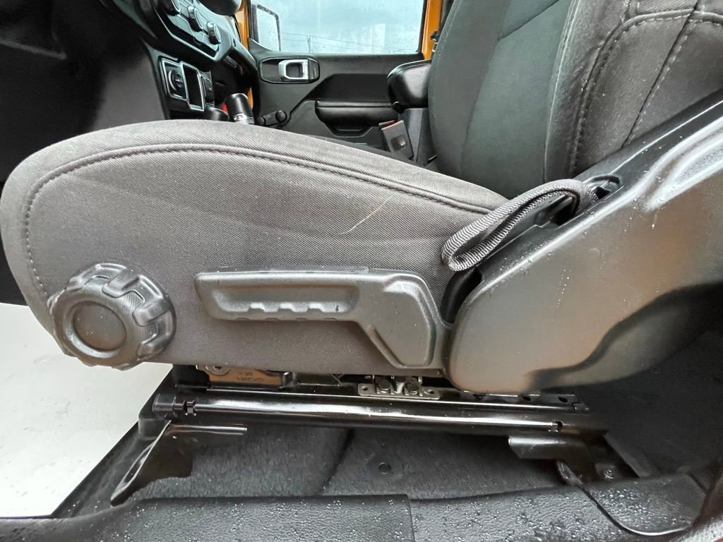 Certified 2018 Jeep Wrangler Unlimited Sport image 22