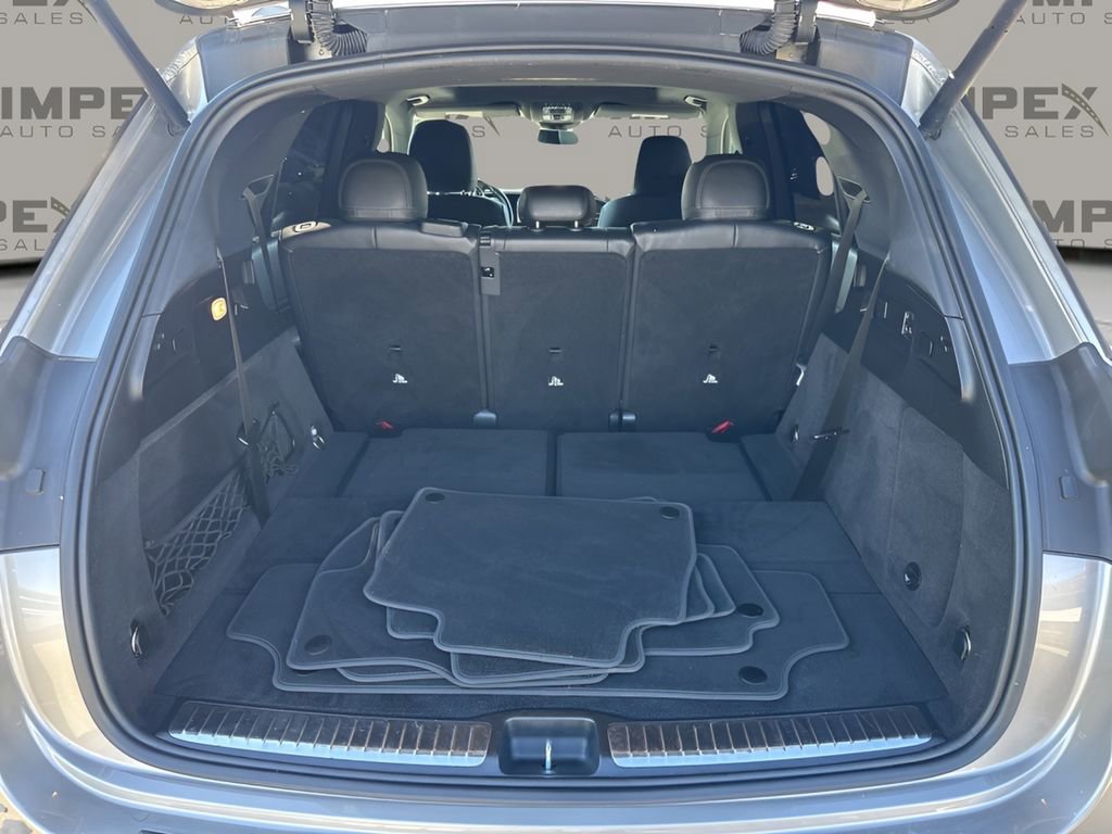 Used 2021 Mercedes-Benz GLE 350 w/ 3rd Row Seat Package image 29
