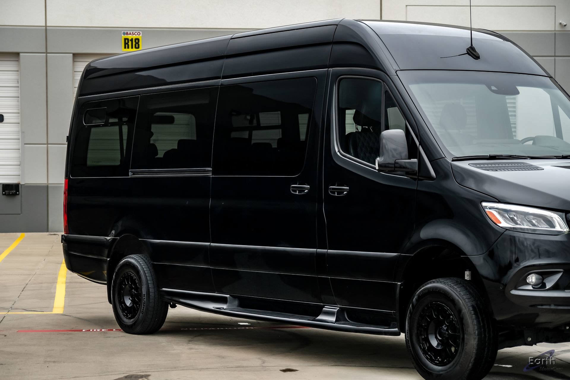 Used 2024 Mercedes-Benz Sprinter 2500 image 26