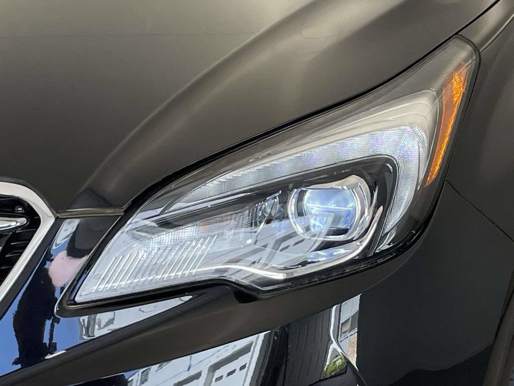 Used 2020 Buick Envision Premium w/ LPO, Road Trip Package AWD/4WD image 10