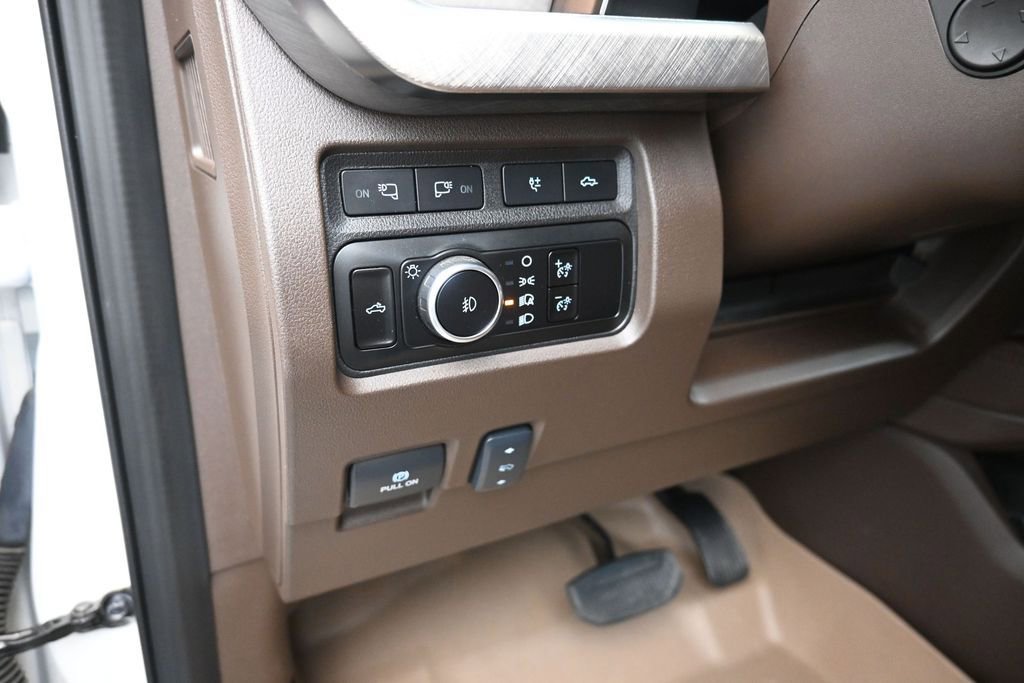 Used 2023 Ford F250 King Ranch AWD/4WD image 13
