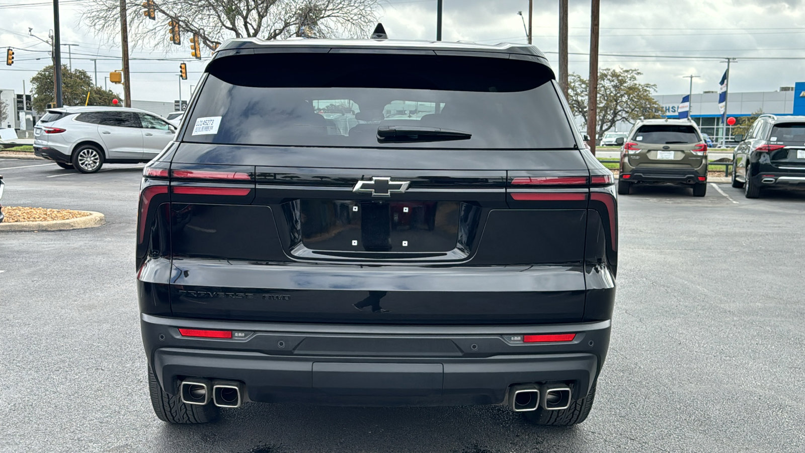 Used 2024 Chevrolet Traverse LS w/ Midnight/Sport Edition image 7