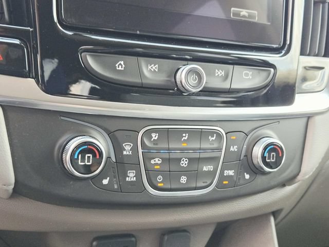 Used 2019 Chevrolet Traverse LT FWD image 25
