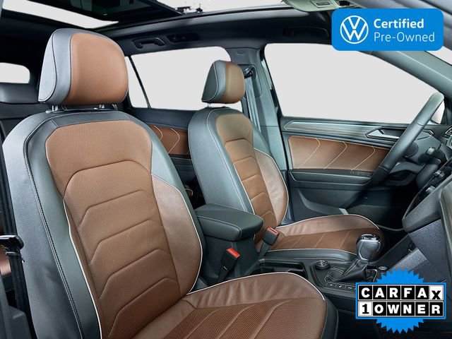 Certified 2022 Volkswagen Tiguan SEL R-Line image 30