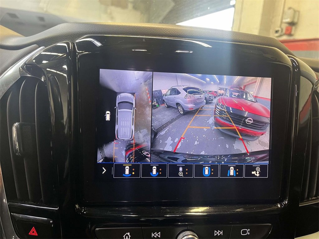 Used 2020 Chevrolet Traverse High Country w/ LPO, Floor Liner Package image 18