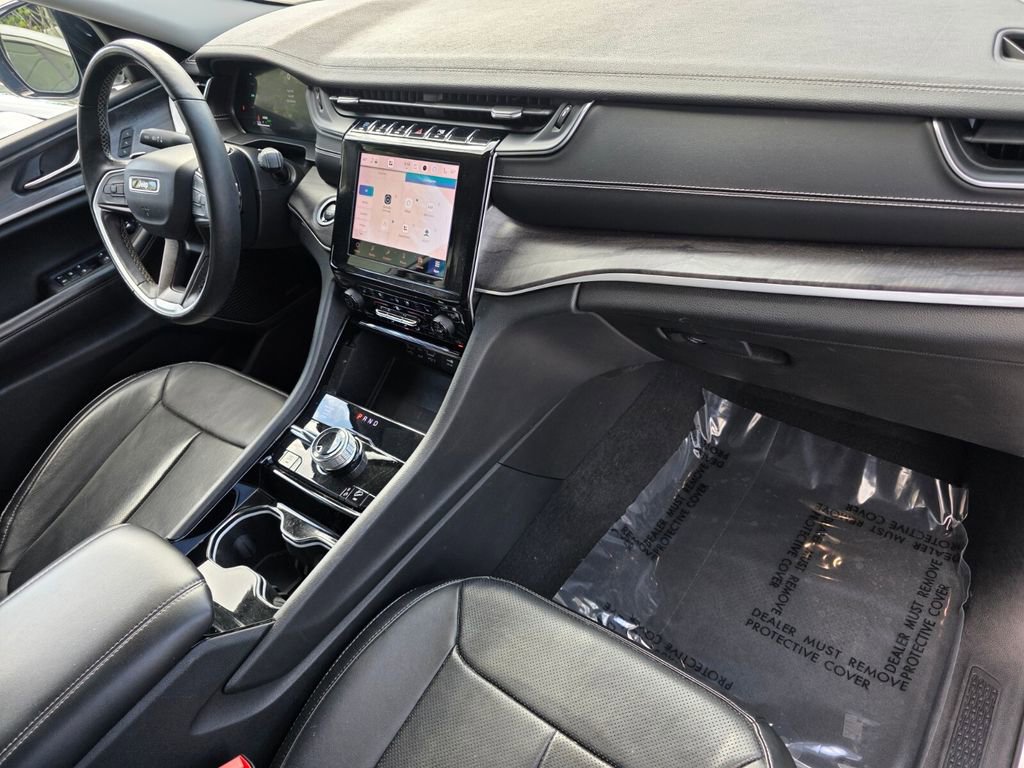 Used 2022 Jeep Grand Cherokee Limited 4xe w/ Luxury Tech Group II image 30