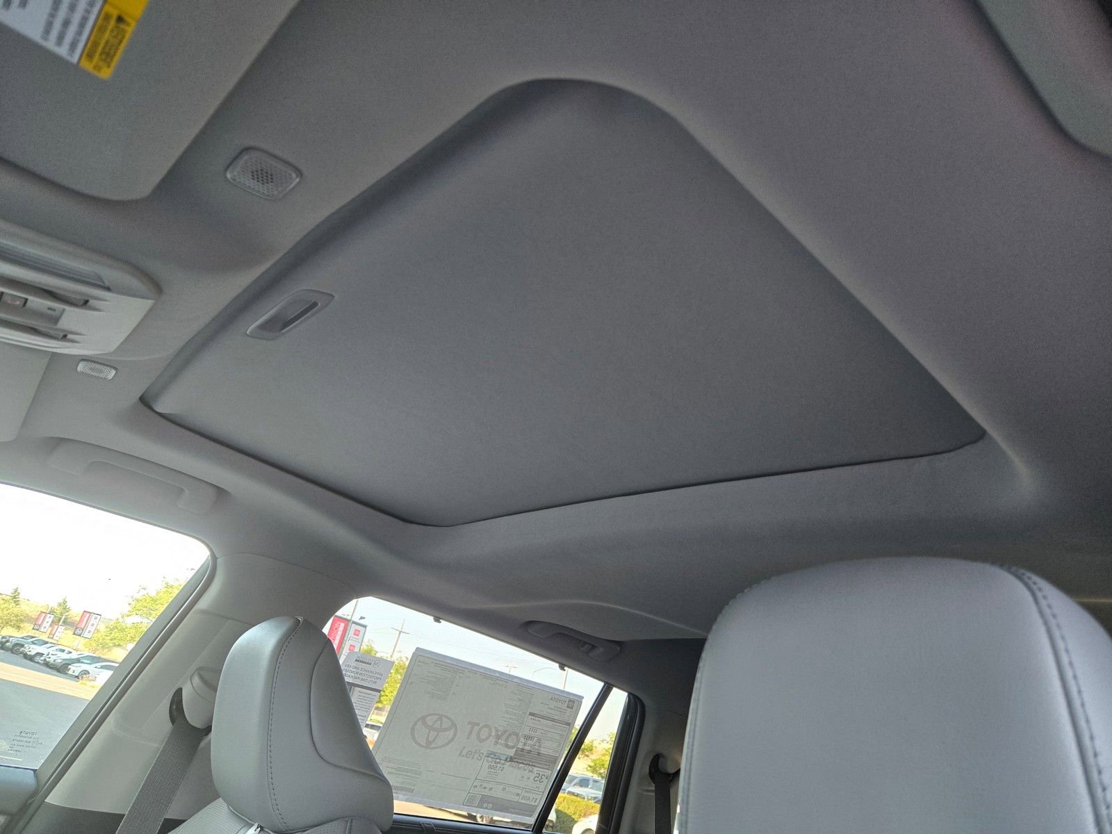 Certified 2026 Toyota Highlander Limited AWD/4WD image 17