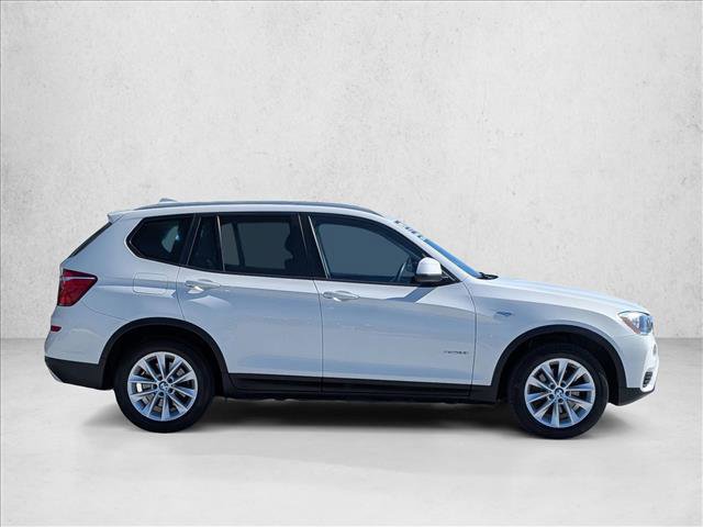 Used 2017 BMW X3 xDrive28i image 4