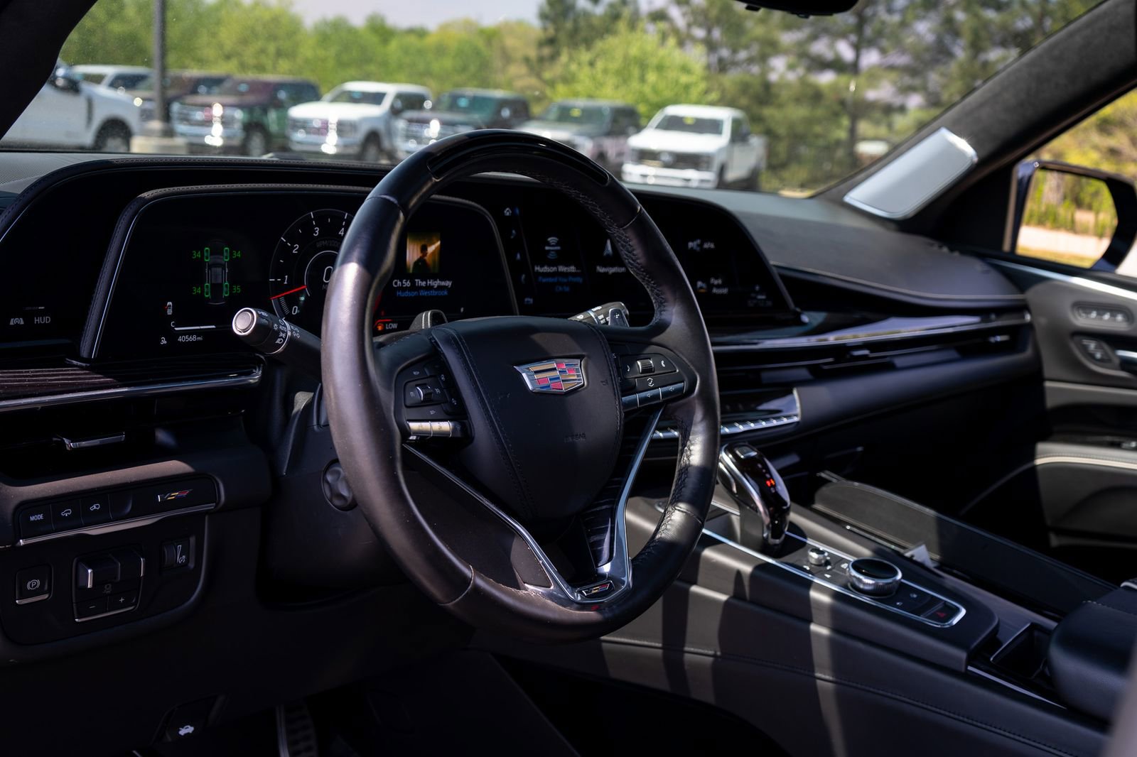 Used 2023 Cadillac Escalade V AWD/4WD image 24
