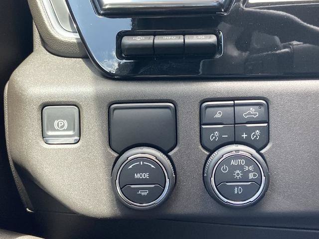 Used 2025 Chevrolet Silverado 1500 LTZ w/ LTZ Premium Package RWD image 14