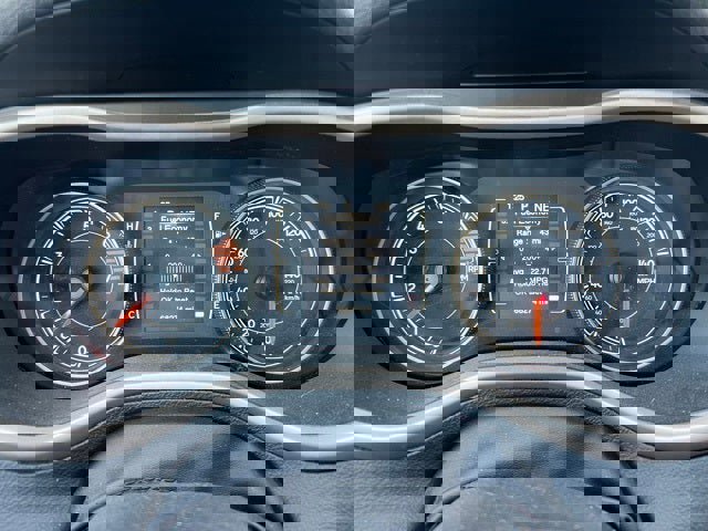 Used 2017 Jeep Cherokee Sport image 4