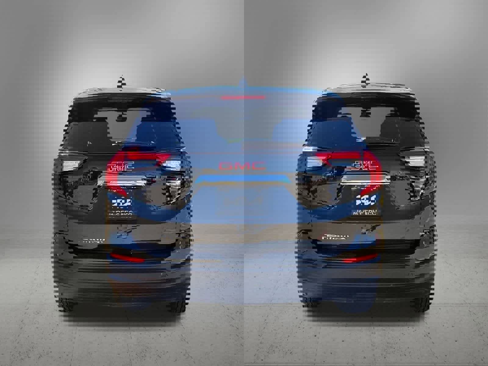 Used 2024 GMC Terrain SLE image 5