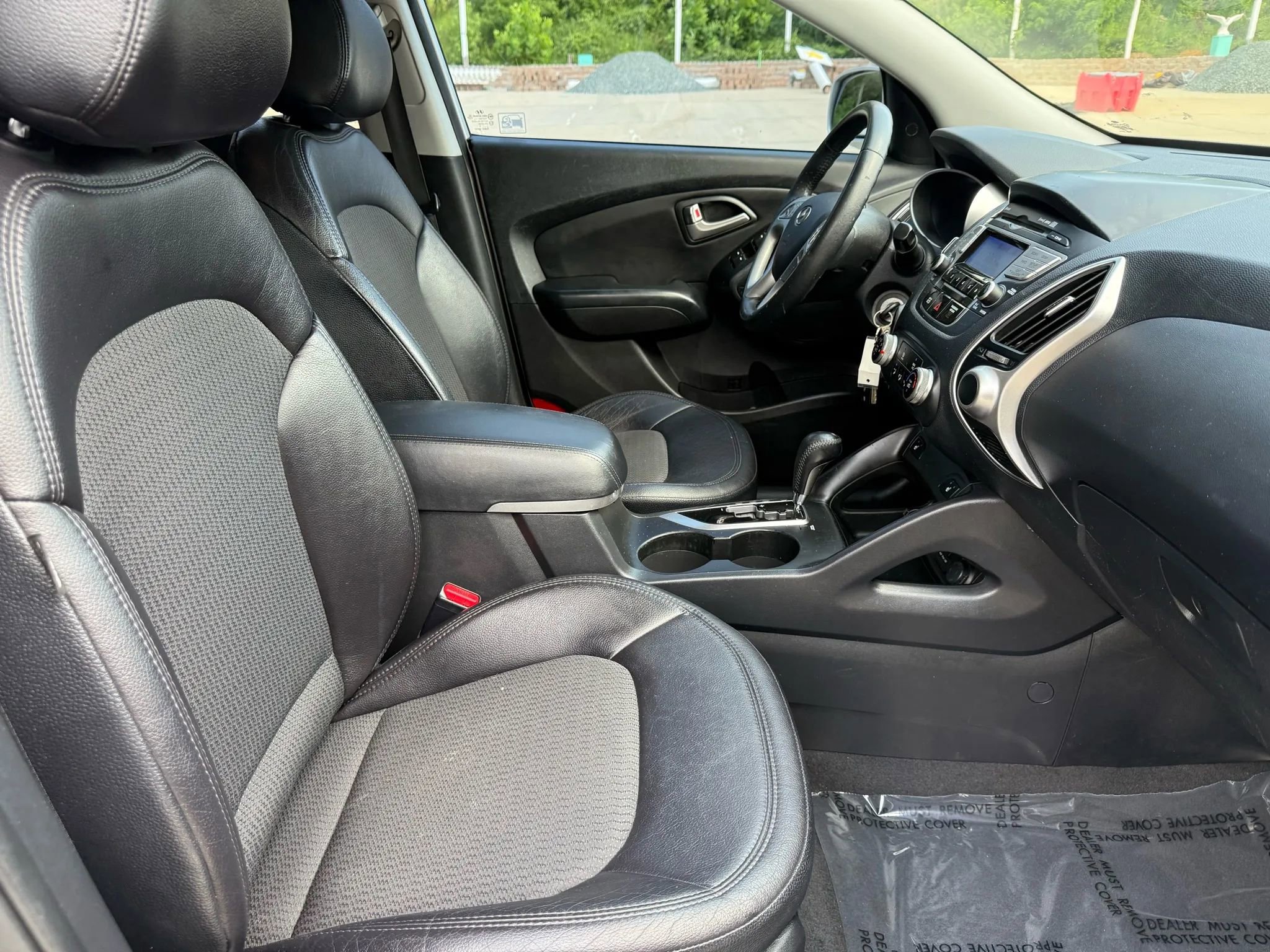 Used 2013 Hyundai Tucson GLS image 17