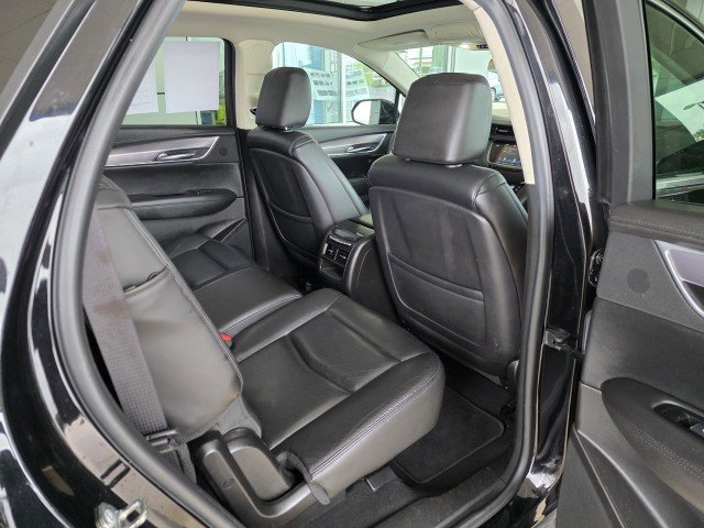 Used 2017 Cadillac XT5 Premium Luxury AWD/4WD image 22