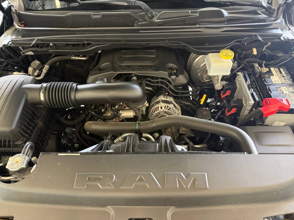 Used 2021 RAM 1500 Laramie w/ Sport Appearance Package AWD/4WD image 13