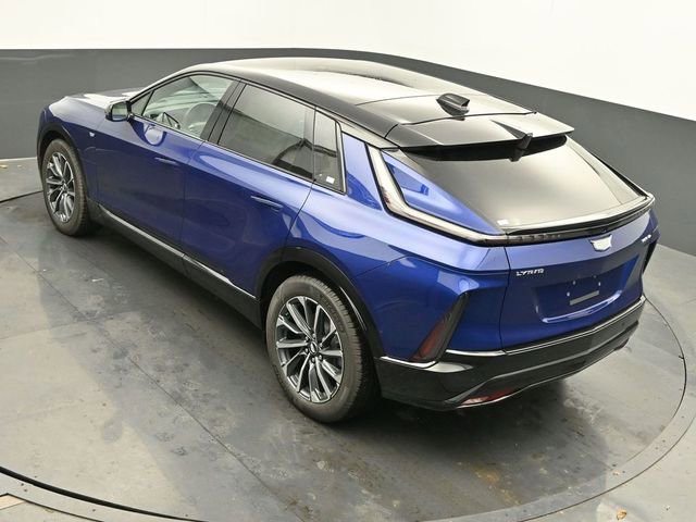 New 2025 Cadillac Lyriq Sport image 38
