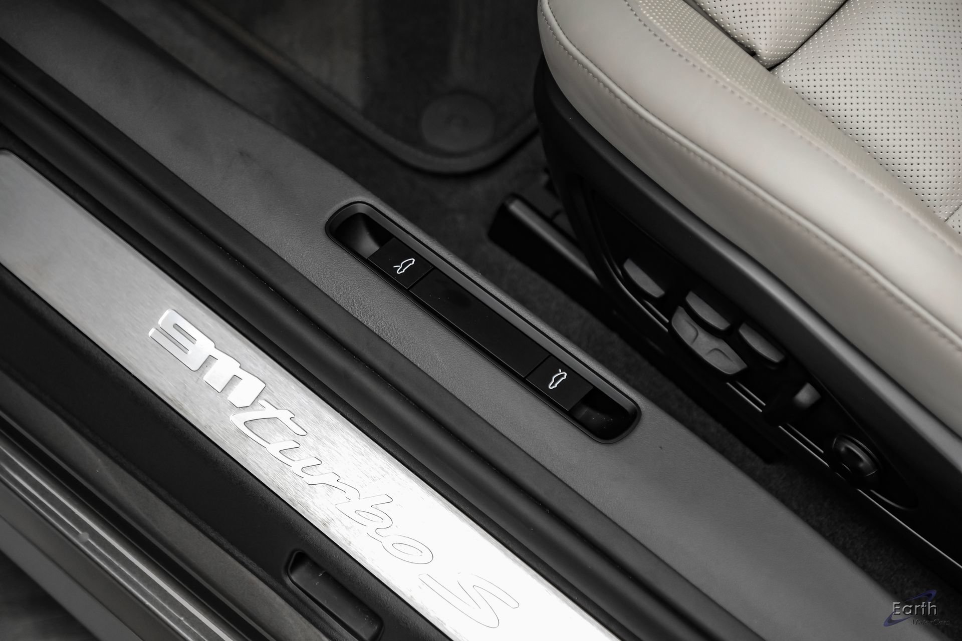 Used 2024 Porsche 911 Turbo S AWD/4WD image 53