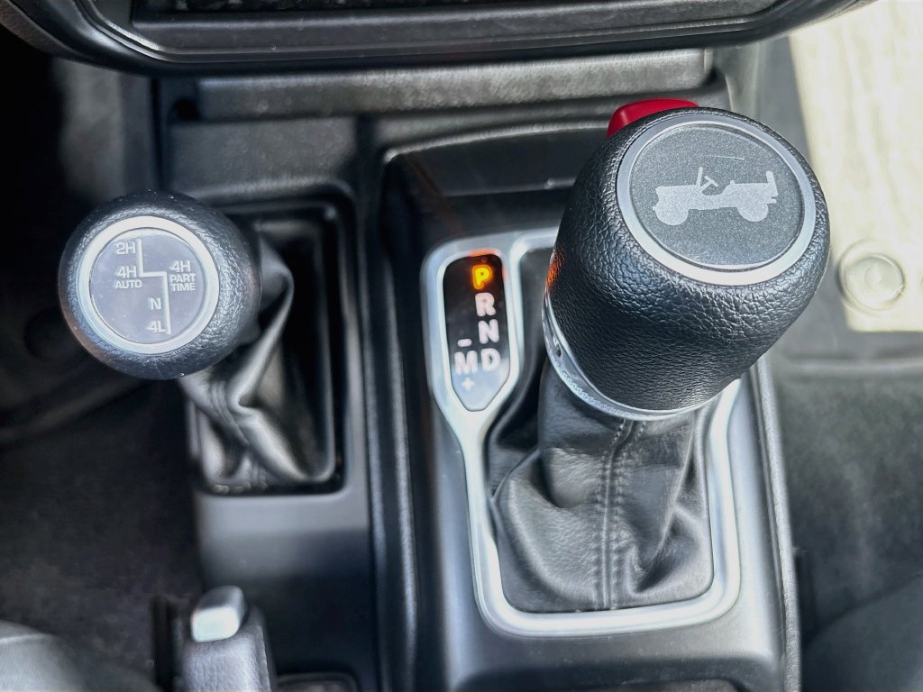Certified 2023 Jeep Wrangler Unlimited w/ 8.4" Radio Group AWD/4WD image 18