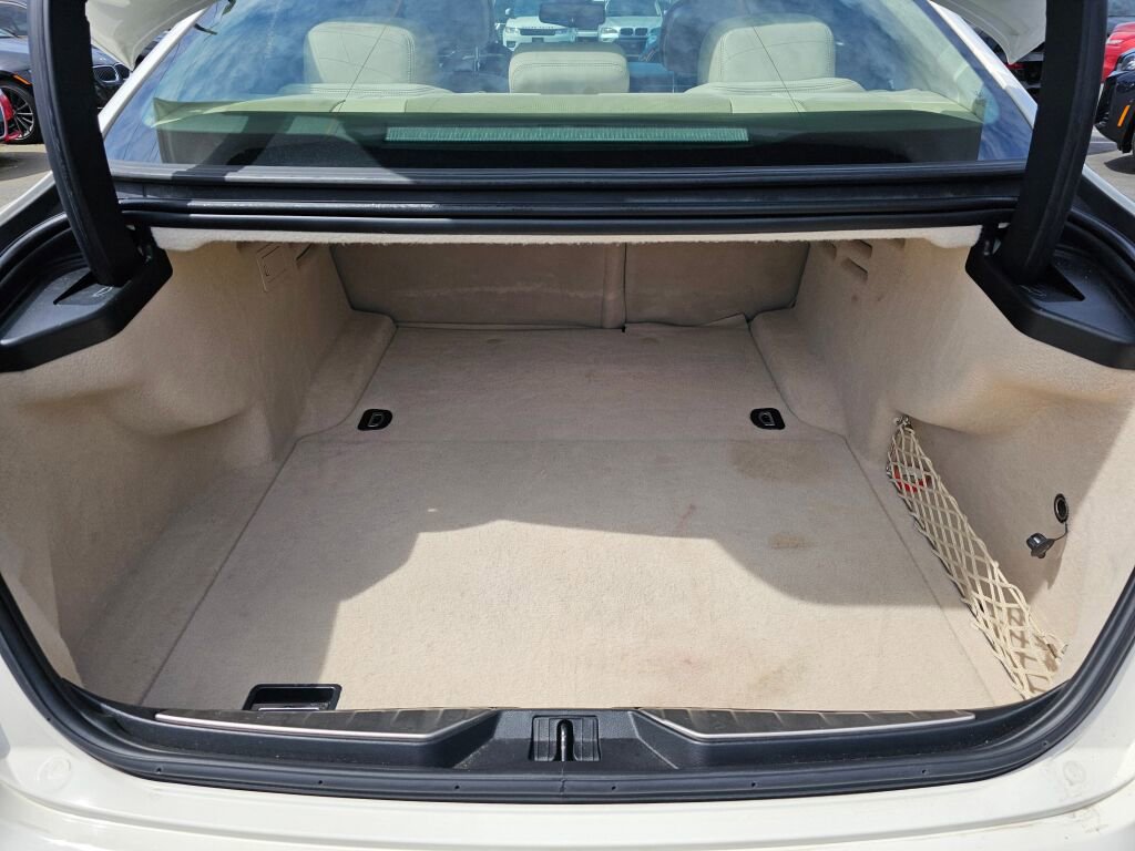 Used 2014 Maserati Quattroporte S Q4 AWD/4WD image 16