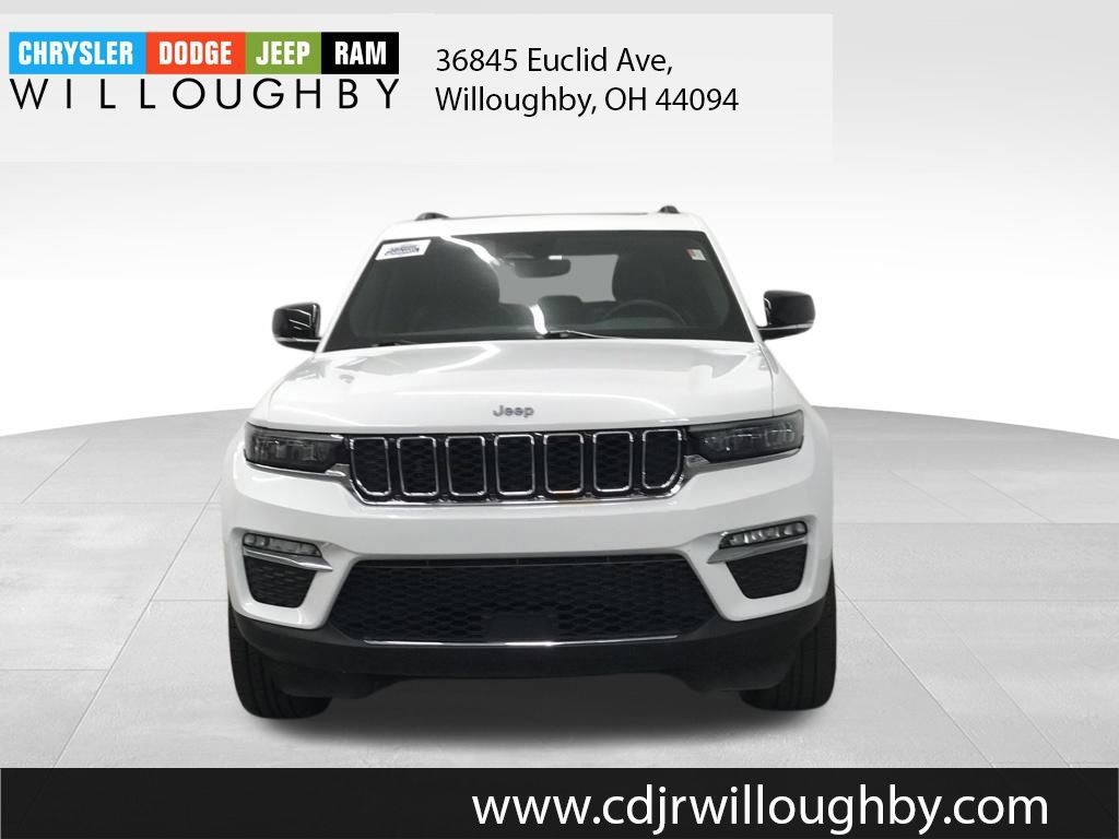 Used 2024 Jeep Grand Cherokee Limited 4xe image 2