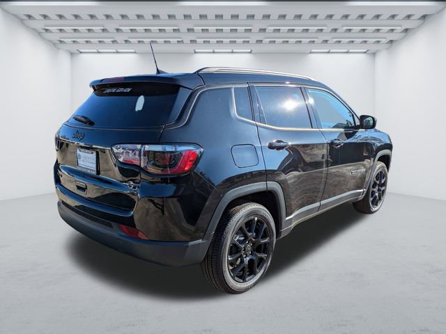 New 2026 Jeep Compass Latitude image 4