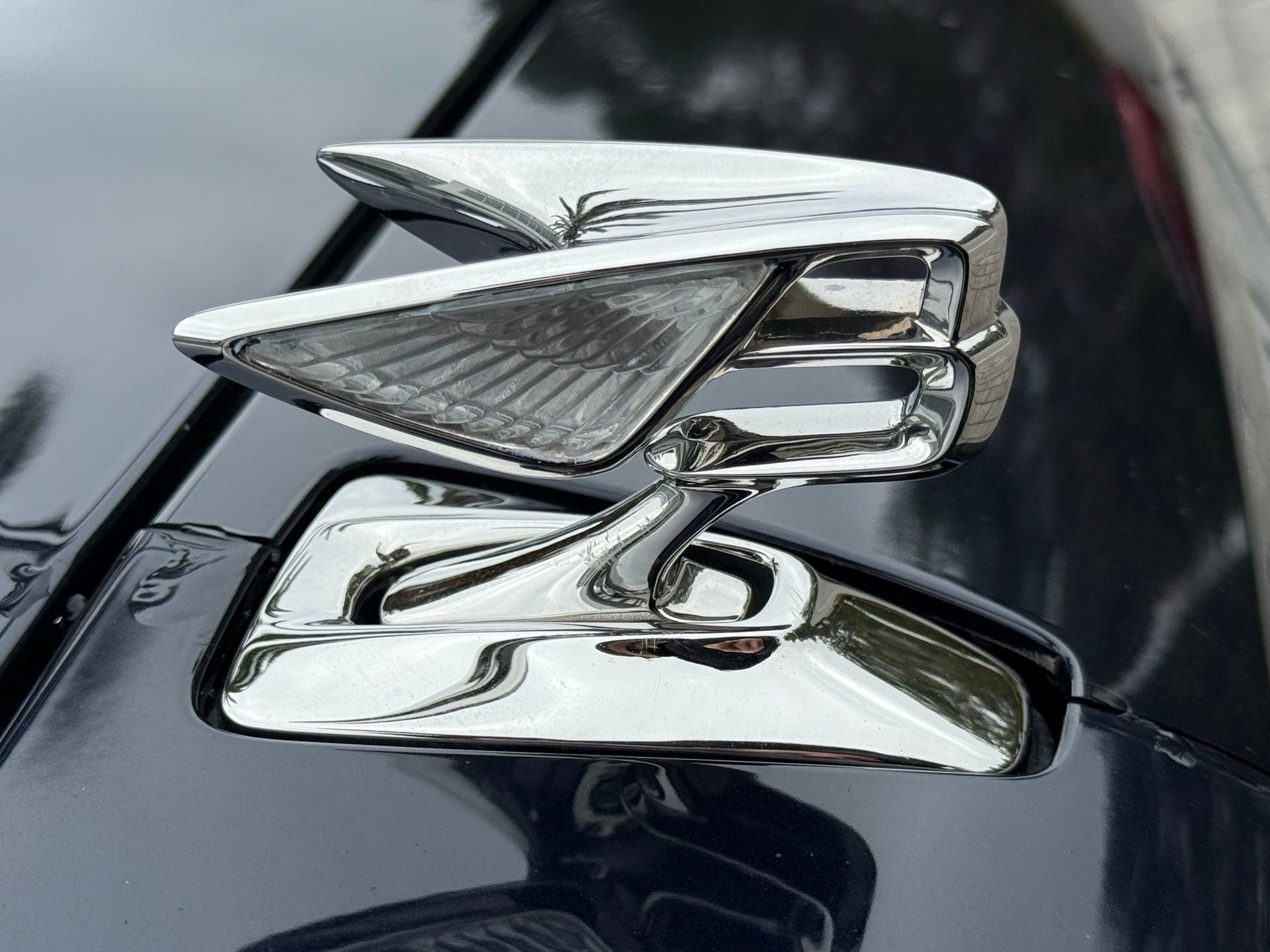 Used 2021 Bentley Flying Spur V8 image 17