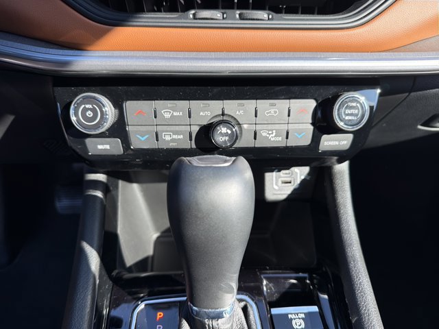 Used 2025 Jeep Compass Limited AWD/4WD image 22