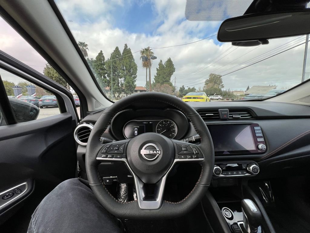 Certified 2025 Nissan Versa SR w/ Trunk Package image 41